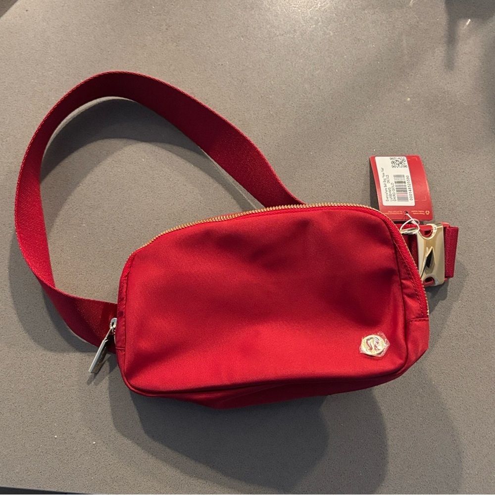 NWT Lululemon Everywhere Belt 1L Lunar New Year Dark Red